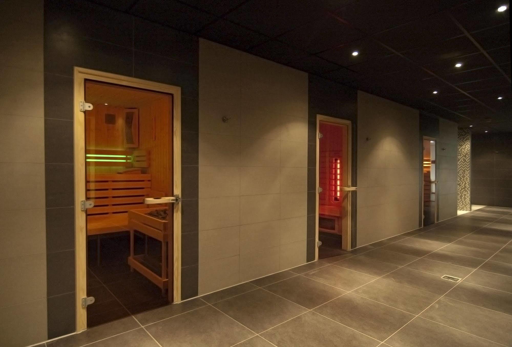 Hotel Bornholm West-Terschelling Exterior photo